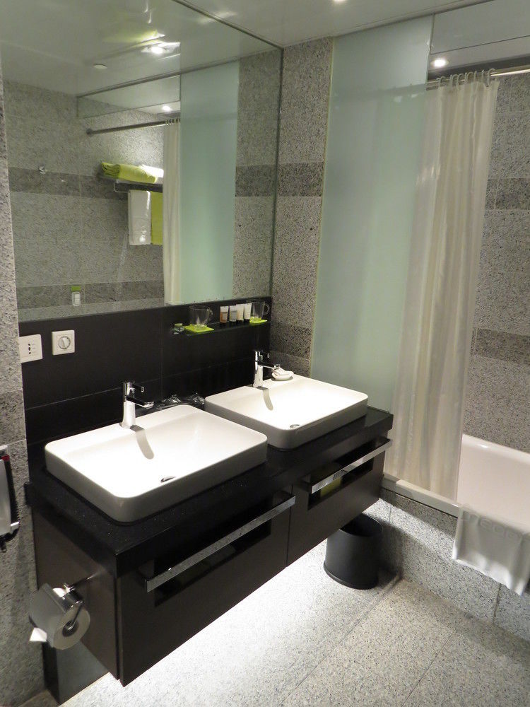 Hotel Madera Хонконг Екстериор снимка