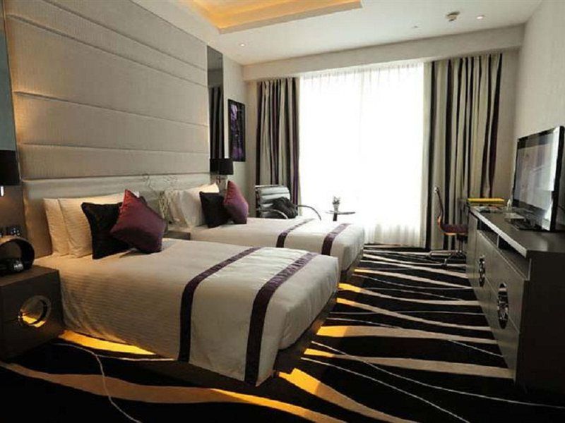 Hotel Madera Хонконг Екстериор снимка